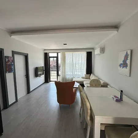 Single-Storey House With 2 Rooms And Detached Entrance בית נופש